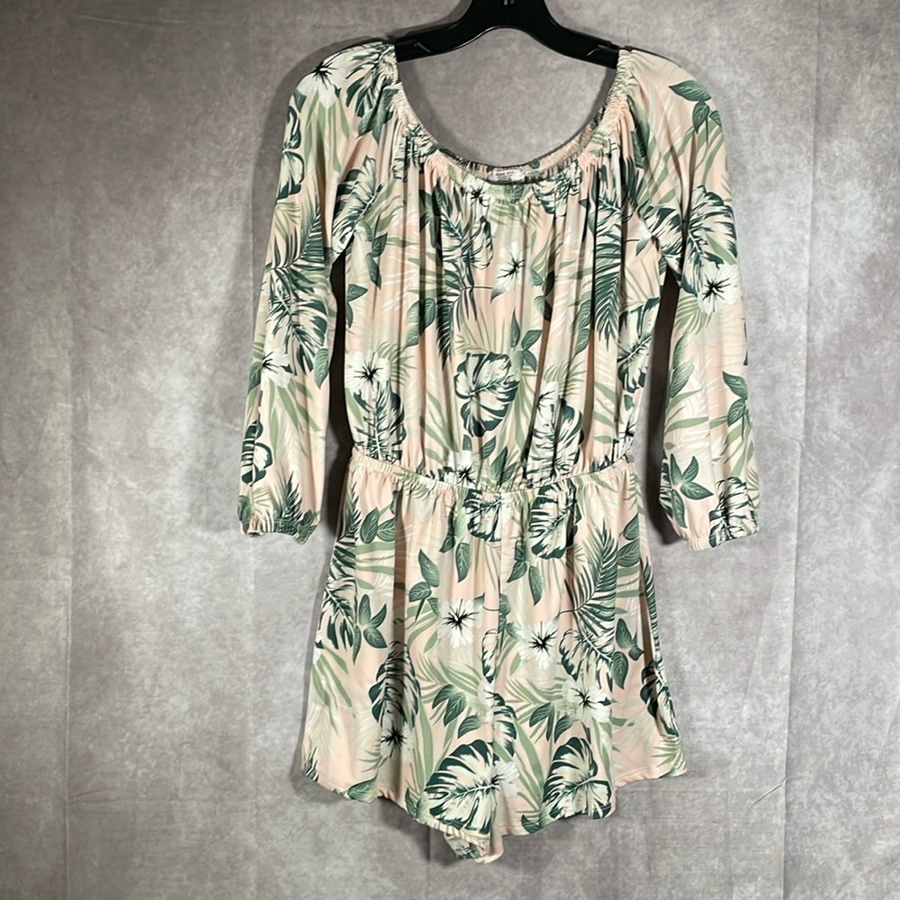 Ardene Basic Collection | Pink & Green Long Sleeve Tropical Floral Romper Large